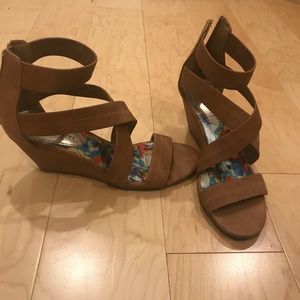 Madden Girl, Wedge Heal. Size 7.5